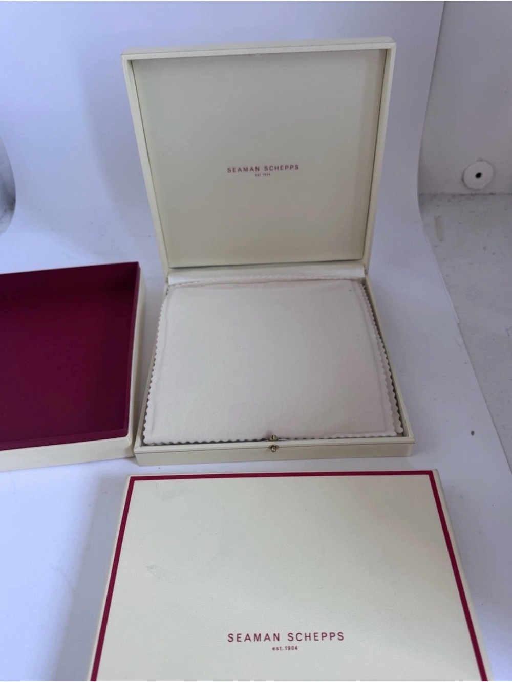 Authentic Seaman Schepps necklace box cream and red - Picture 3 of 10